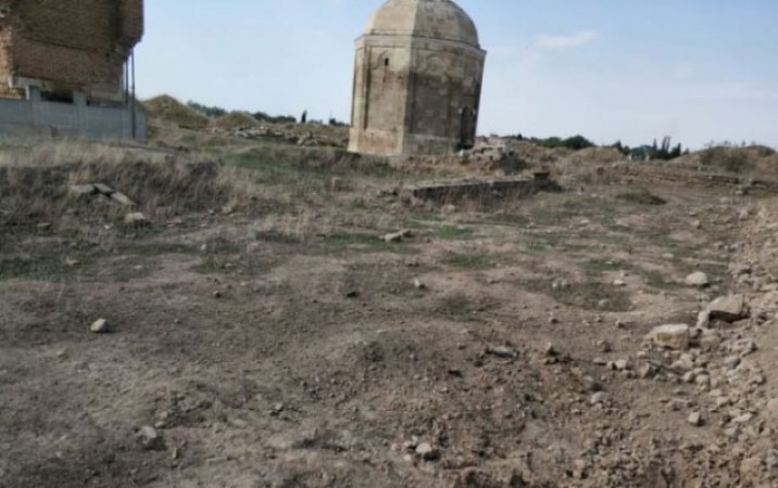 Ermənilər Şeyx Babı türbəsini dağıdıb - 