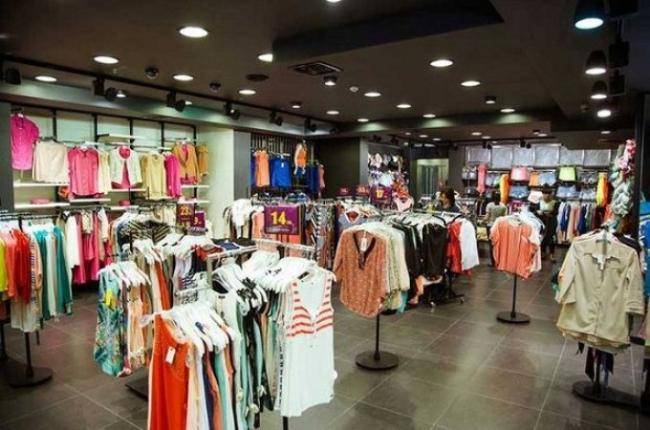 Geyim mağazaları bu gündən yerində xidmətə başladı -