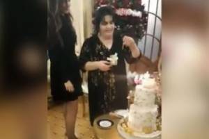 Ad günü keçirən direktor cəzalandırıldı