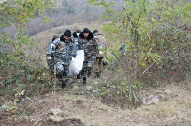Erməni hərbçilər özlərinin basdırdıqları minaya düşdülər