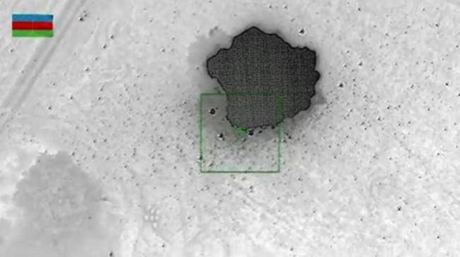 Düşmənin gecə ərazində döyüş texnikaları belə məhv edildi -