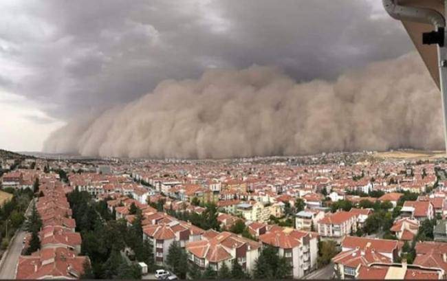 Ankarada qum fırtınası -