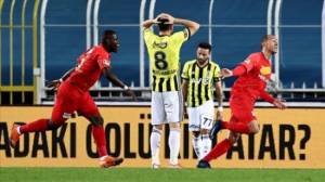 “Fənərbağça” öz meydanında darmadağın oldu