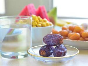 Ramazanın 15-ci günü: dua, imsak və iftar vaxtı Xəbər şəkili