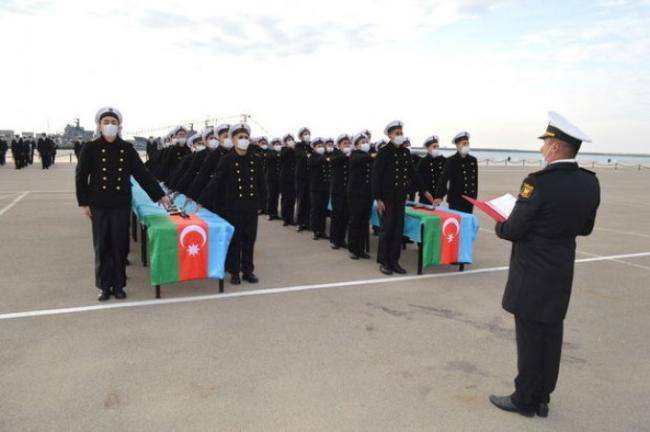 Hərbi Dəniz Q&uuml;vvələrində andi&ccedil;mə mərasimi ke&ccedil;irildi