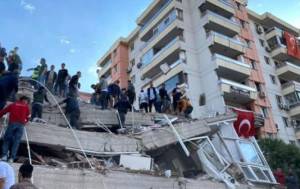 İzmirdə ölənlərin sayı 114 nəfərə çatıb