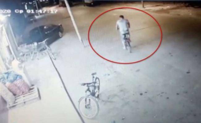 Bakıda DƏHŞƏTLİ QƏZA: Velosipetlə hərəkət edən gənci avtomobil vurdu -