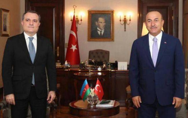 Çavuşoğlu Ceyhun Bayramova zəng etdi