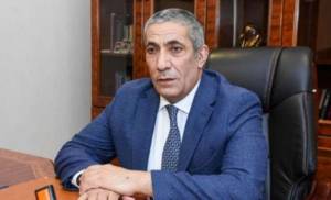"Bir neçə saat işləyib 10 manat alıb gəlirdim" - Siyavuş Novruzov