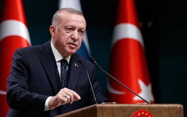 Ərdoğan niderlandlı siyasətçini məhkəməyə verdi