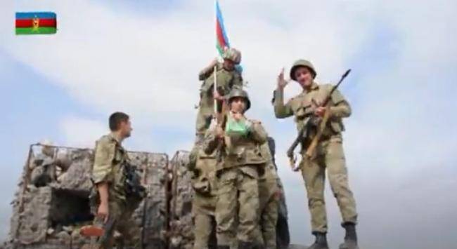 Mübariz postuna Azərbaycan Bayrağı sancıldı -