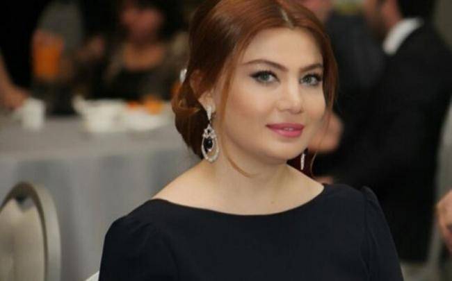 Ruhi Əliyeva BU uşağı NƏVƏSİ adlandırdı-