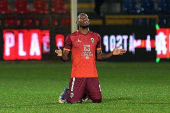 “Qarabağ”ın yeni transferi Bakıya gəldi