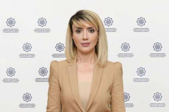 Nazirliyin mətbuat katibi işdən &ccedil;ıxdı