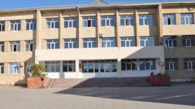 Bakıda daha bir məktəb koronavirusa g&ouml;rə 