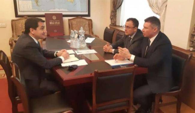 Hikmət Hacıyev Ukrayna XİN başçısının müavini ilə görüşüb -