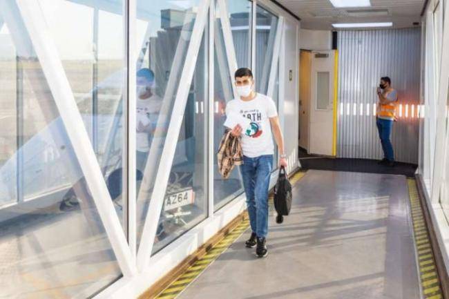 AZAL Budapeştdən Bakıya çarter reysi yerinə yetirib