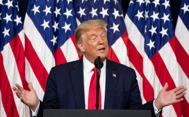 Corc Martin: “Tramp prezidentlik vəzifəsini rüsvay etdi”