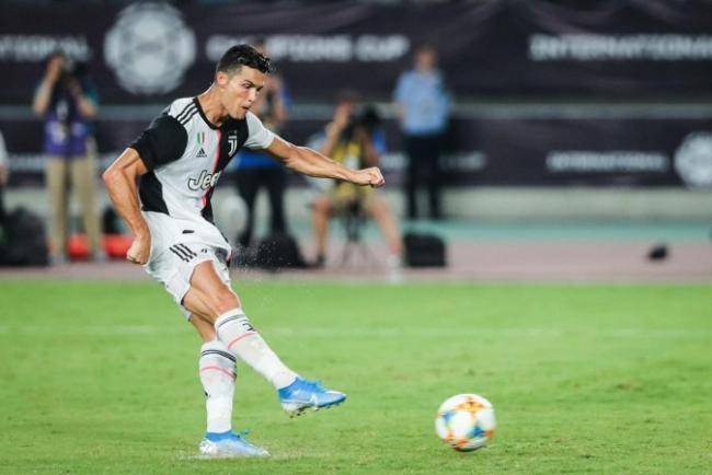 Ronaldodan "Torino"nun qapısına möhtəşəm qol -