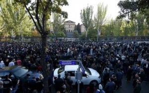 Paşinyan geri çəkildi,
