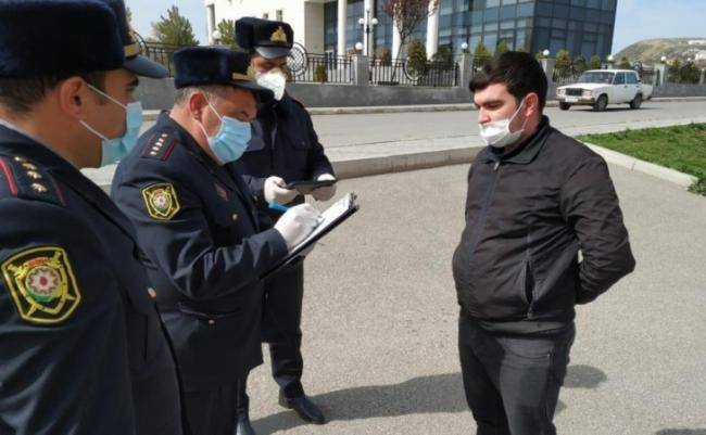 SMS-siz küçəyə çıxanlar həbs edildi
