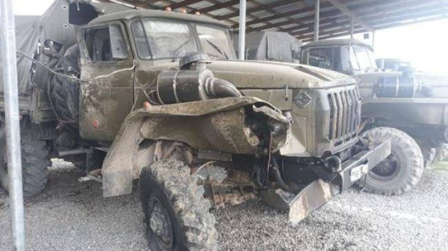 Düşmənin qoyub qaçdığı silah-sursat və texnikalar -