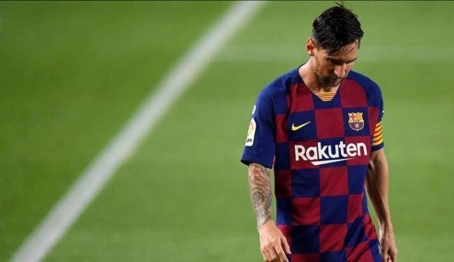 Messi "Barselona"dan ayrılır -