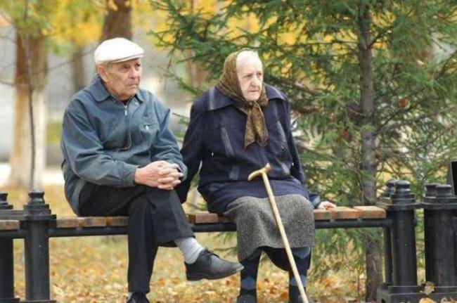 Azərbaycanda kişilər və qadınlar üçün pensiya yaşı