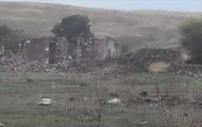 Müdafiə Nazirliyi Çaxırlı kəndindən görüntülər yaydı -