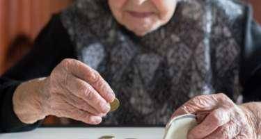 Qadınların pensiya yaşı bu tarixdən artacaq -RƏSMİ