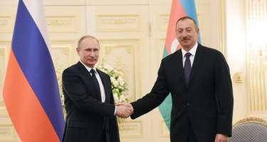Vladimir Putin İlham Əliyevi təbrik etdi