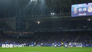 La Liqanın Mayamidə Oyun Keçirmək Qərarına Etiraz: Ovyedo və Espanyol Oyunçuları Meydanda Hərəkətsiz Qaldılar Xəbər şəkili