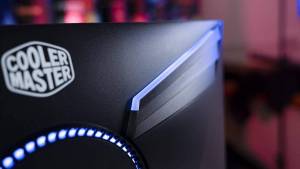 Cooler Master təhlükəli məsləhətinə görə üzr istədi: Əriyən Düzbucaqlı Birləşdiricilərin İstehsalı Dayandırılır Xəbər şəkili