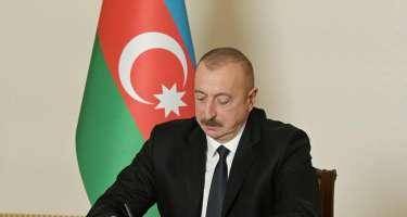 İlham Əliyev Sərəncam imzaladı