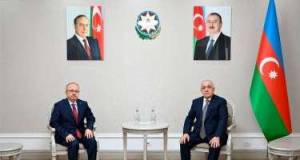 Əli Əsədov Türkiyənin Azərbaycandakı səfiri ilə görüşdü