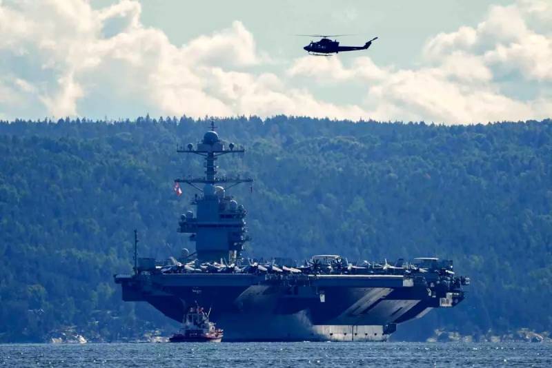 ABŞ Donanması "USS Gerald R. Ford" Təyyarədaşıyan Gəmisini Narkoterrorla Mübarizə Üçün Cənub Komandanlığı Bölgəsinə Yönəldir
