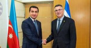 Hikmət Hacıyev İsrailin XİN başçısı ilə regional vəziyyəti müzakirə etdi Xəbər şəkili