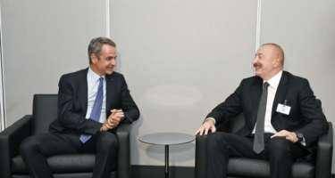 İlham Əliyev Kiriakos Mitsotakislə görüşdü 