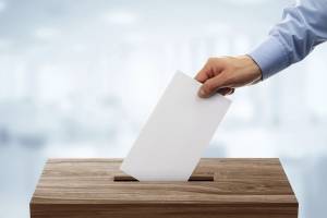 İrlandiyada prezident seçkilərində fəallıq 40%-dən az olub Xəbər şəkili