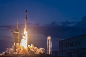 Çin sabah orbital stansiyaya pilotlu kosmik gəmi yollayacaq