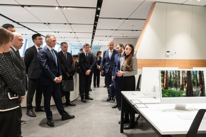 Azərbaycan və Qazaxıstan arasında rəqəmsallaşma və innovasiya sahəsində əməkdaşlıq məsələləri müzakirə olunub (FOTO)