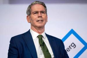 ABŞ-nin maliyyə naziri: Gələn həftə Çinlə ticarət sazişi imzalayacağıq Xəbər şəkili