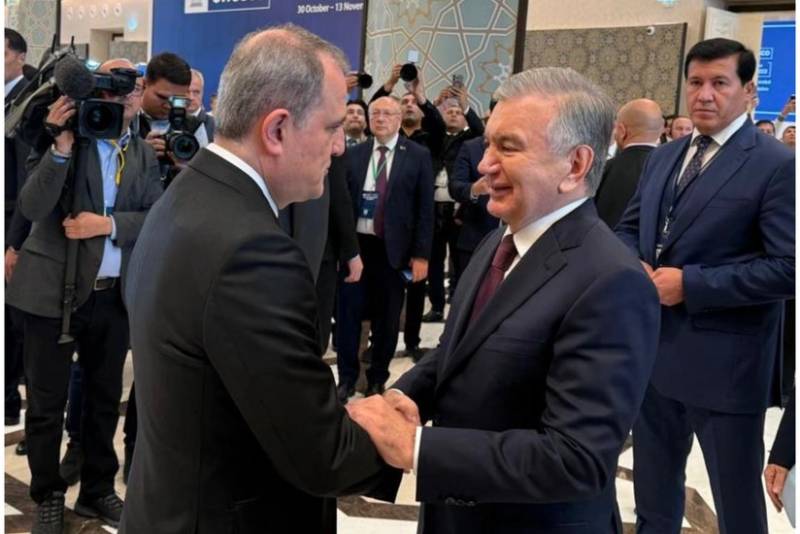 Ceyhun Bayramov Özbəkistan Prezidenti ilə görüşüb