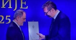 Vuçiç Ceyhun Bayramovutəltif etdi