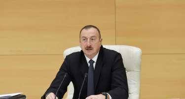 Prezident Yevlax Olimpiya İdman Kompleksindəki işlərlə tanış oldu