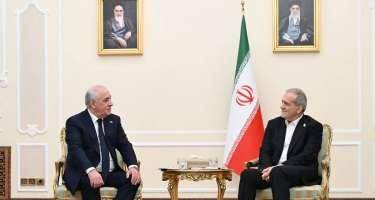 Əli Əsədov İran Prezidenti ilə görüşdü - FOTO