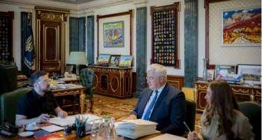 Zelenski 16 ölkəyə yeni səfir təyin etdi