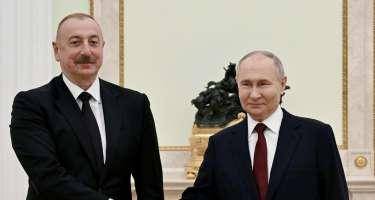 İlham Əliyev Vladimir Putini təbrik etdi