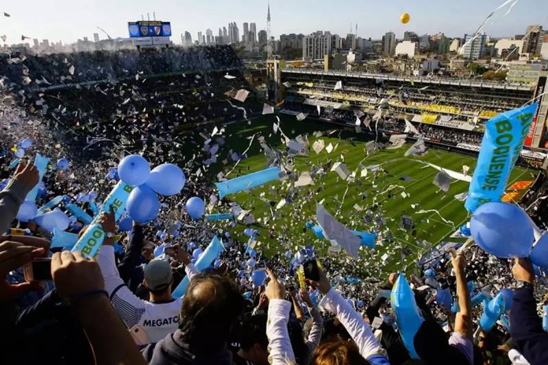 Süni İntellekt Dünyanın Ən Yaxşı Stadionlarını Seçdi: Galatasaray və Beşiktaş Meydançaları İlk 20-likdə