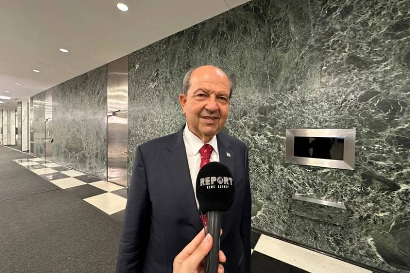 Ersin Tatar Azərbaycanı təbrik edib